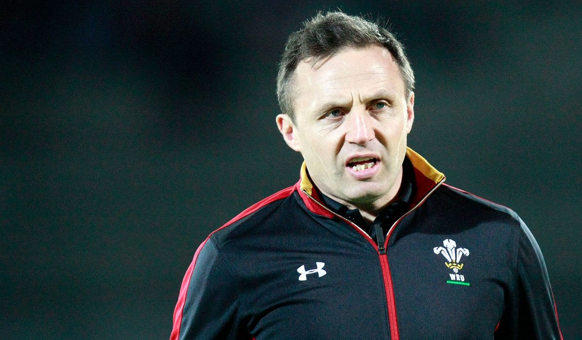 Strange challenges players to lay down marker : Welsh Rugby Union